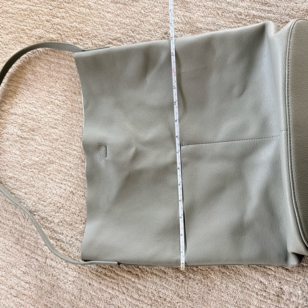 OAK + FORT The City Tote Bag in Sage - Picture 4 of 11